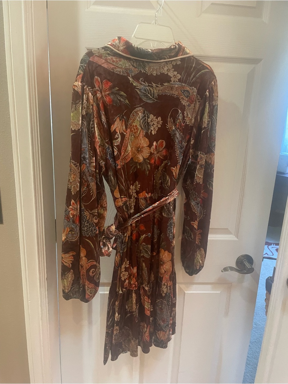 JODIFL Brown Floral Velvet Long-Sleeve Wrap Dress